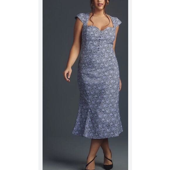 Anthropologie Dresses & Skirts - Anthropologie Lavender Paisley Sweetheart Midi Dress